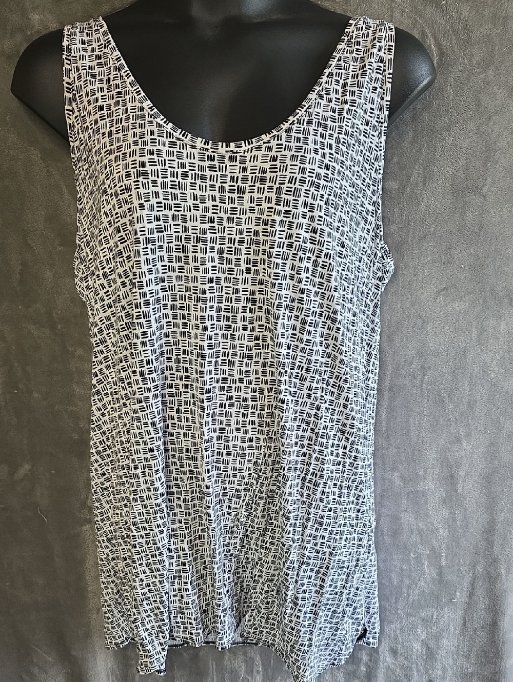Old Navy White Tank Top with Black Grid Print